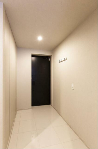 アンソレイエ下北沢の玄関