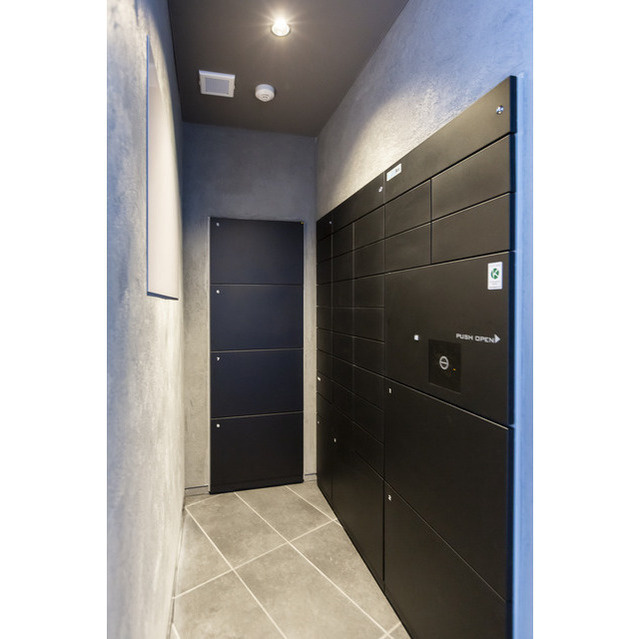 アンソレイエ下北沢のロビー