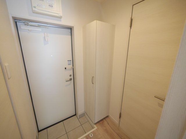 グランドAK箱崎の玄関
