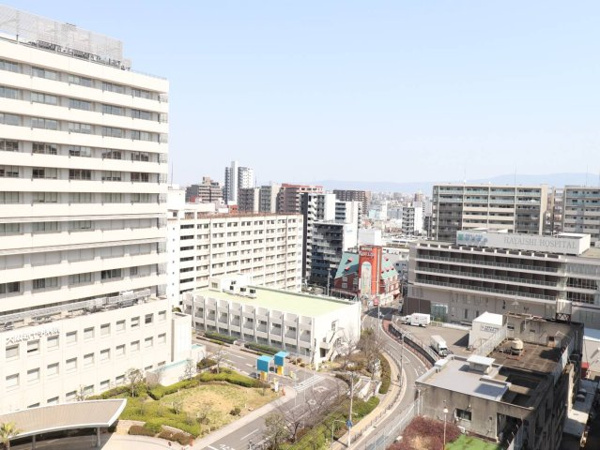 【展望】 | 【物件からの眺望】10階からの眺望！都市の景観と一体となったくつろぎある眺望です◎