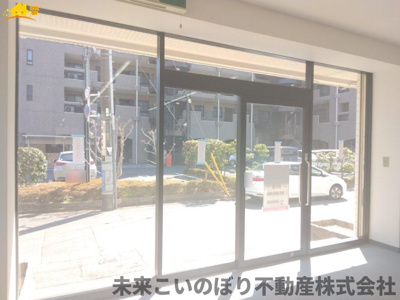 【玄関】 | ブルーベイＳＡ | 明るい玄関です