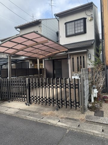 南側道路接道・駐車1台可 空家につき内覧可能