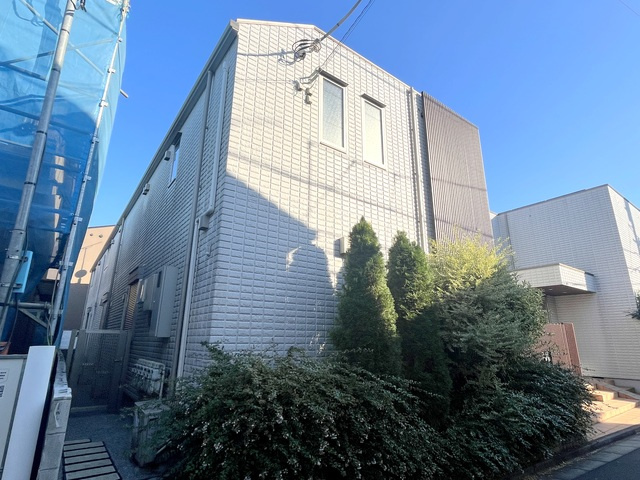 Ｐａｔｉｏ　山中　北棟の外観|★入居後安心の24時間サポート★