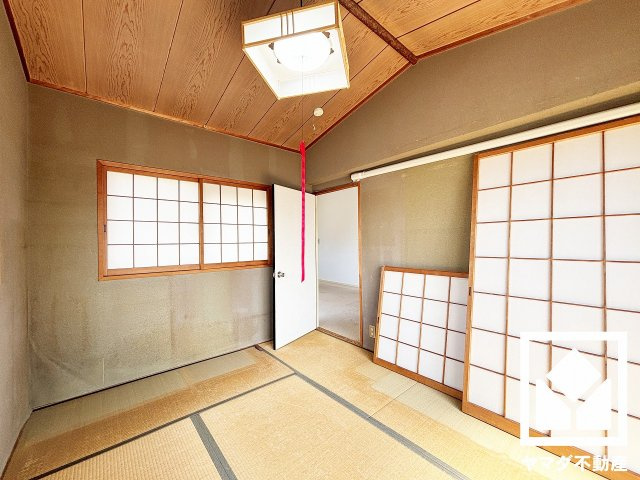 セントラル武庫之荘の和室|子どもの遊び場、お昼寝スペース、時には書斎にも。和室があると、暮らしの幅がぐんと広がる。