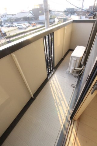 リビングタウン江戸屋敷　E棟のバルコニー|陽当たり良好なバルコニーです♪