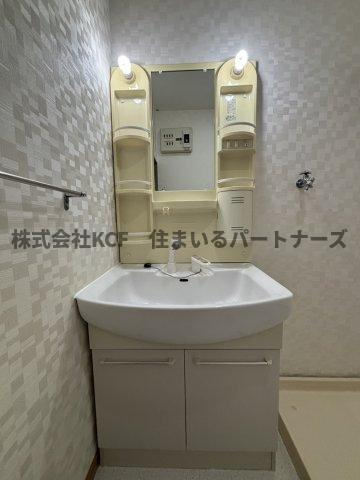 シャルムⅠの独立洗面台|独立洗面台、朝の身支度には欠かせません