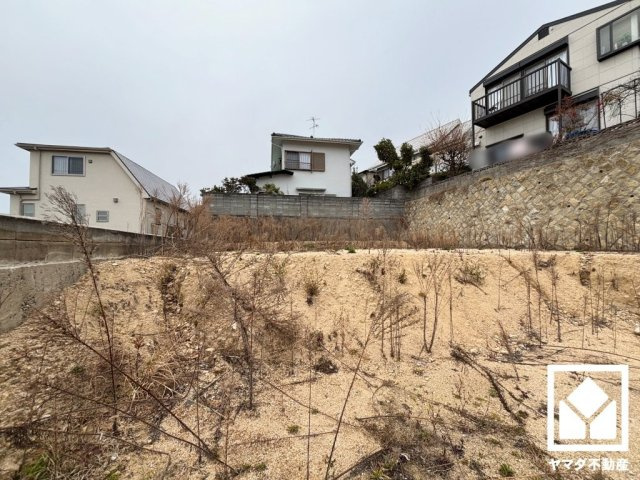 西宮市桜町の外観|「北夙川小学校」まで徒歩10分。低学年のお子様も安心して通学していただけます。