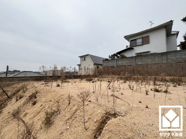 西宮市桜町の外観|現況更地のため、余分な解体費用を抑えられ、スムーズに建築に入れます。