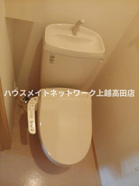 グリーンテラスＢのトイレ|トイレ（参考101号室反転室内写真）
