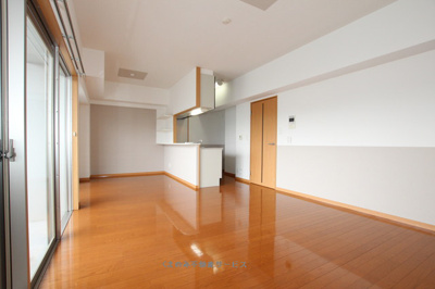 【居間・リビング】 | パルデンス・エコノⅦ | 使いやすいリビングです
エコノ7　803号室　2021/3/12撮影