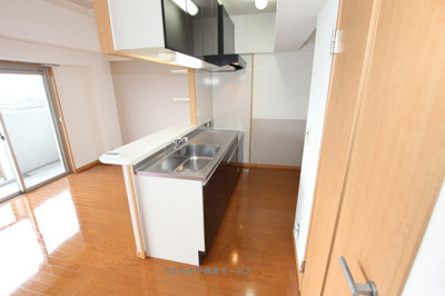 【キッチン】 | パルデンス・エコノⅦ | 使いやすいキッチンです
エコノ7　803号室　2021/3/12撮影