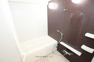 【浴室】 | パルデンス・エコノⅦ | コンパクトで使いやすいお風呂です
エコノ7　803号室　2021/3/12撮影