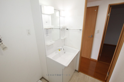 【洗面所】 | パルデンス・エコノⅦ | 広い洗面スペース
エコノ7　803号室　2021/3/12撮影