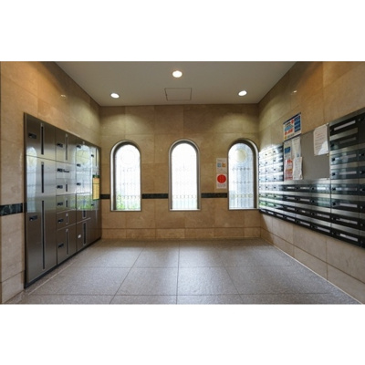 【エントランス】 | グランドフェニックス | 宅配＆メールボックス