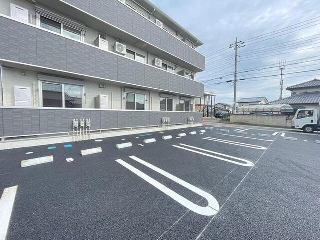 ファーストステージ江木の駐車場|駐車場