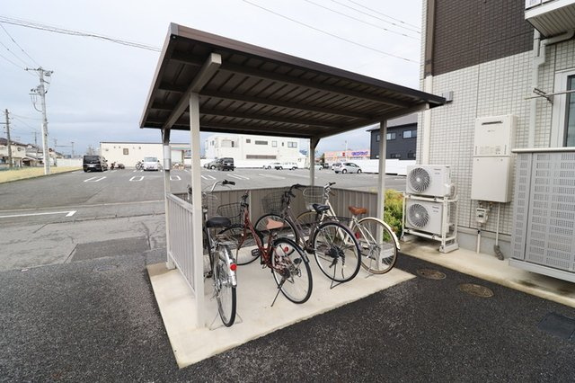 グランテラス西片貝のその他|駐輪場