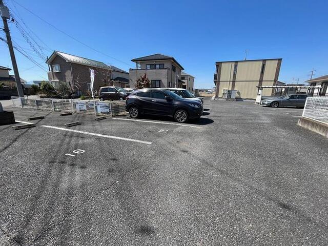シャテロの駐車場|駐車場