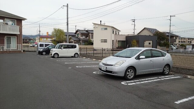 パラシオンの駐車場|駐車場