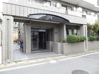 【エントランス】 | ローズガーデン３６番館 | エントランス外観　※前回募集時2022年4月撮影