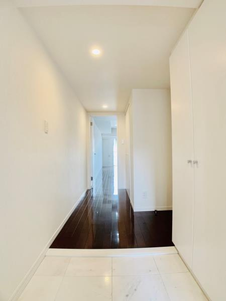 アーノンブライト一番町の居間・リビング