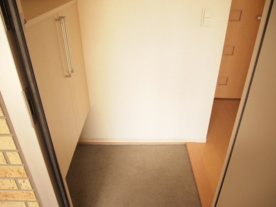 【玄関】 | ヴィラウエスト