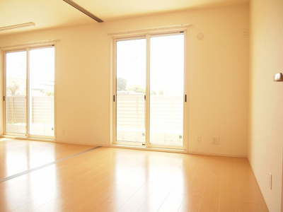 【居間・リビング】 | ヴィラウエスト