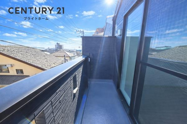 横浜市磯子区磯子２丁目の新築一戸建のバルコニー|陽当り良好のバルコニー！
風通しもよく気持ちいいです