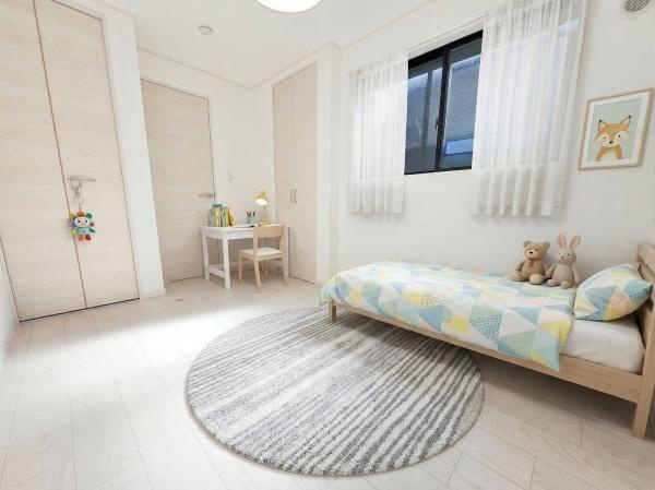 横浜市磯子区磯子２丁目の新築一戸建の洋室|本画像はAIがCGで家具作成しており、実際の現地に家具は設置されておりません。また、販売価格に家具等は含まれておりません。