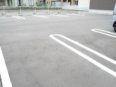カンパーニャⅠの駐車場|カースペースがあります