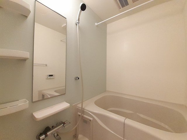 カンパーニャⅠの浴室|落ち着いた空間のお風呂です