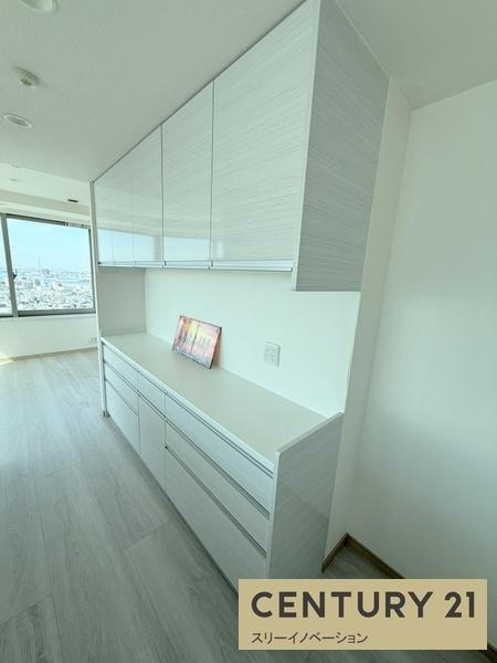 クロスタワー大阪ベイの収納