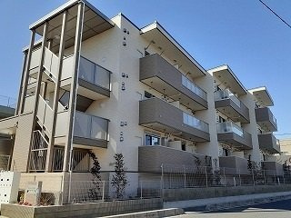 スプレッド与野