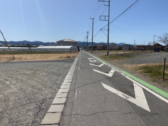 藤岡市本動堂　土地580の前面道路含む現地写真|前面道路含む現地写真です