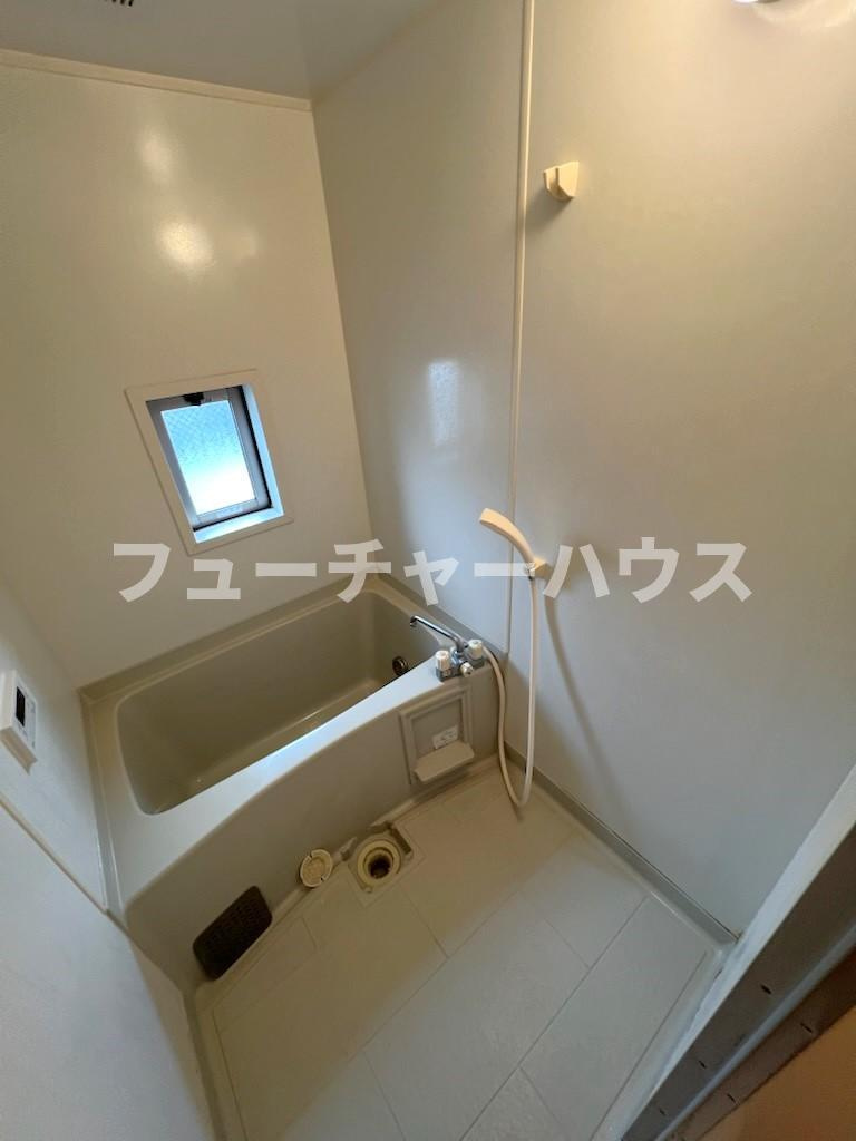 ファミーリェ　Ｉの浴室|※201号室の画像です