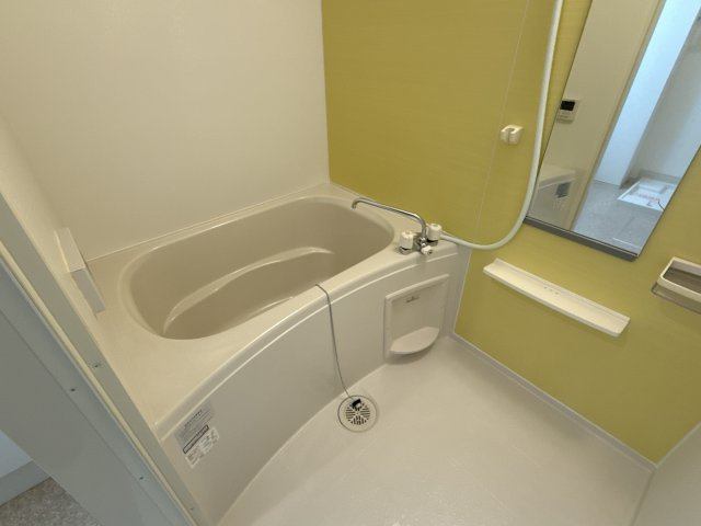 ノアＢの浴室