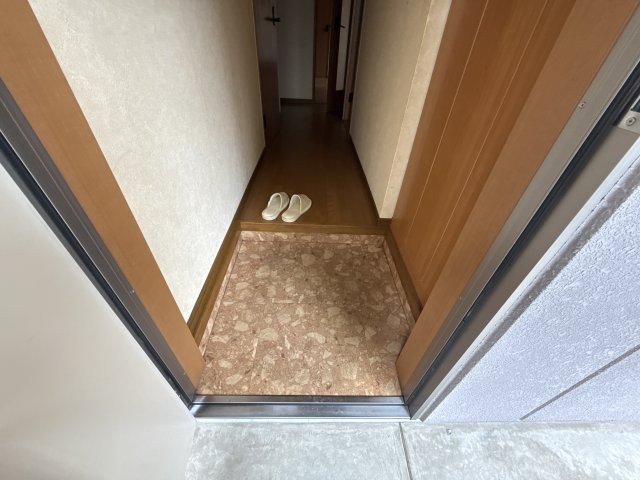 ソフィア花北の玄関