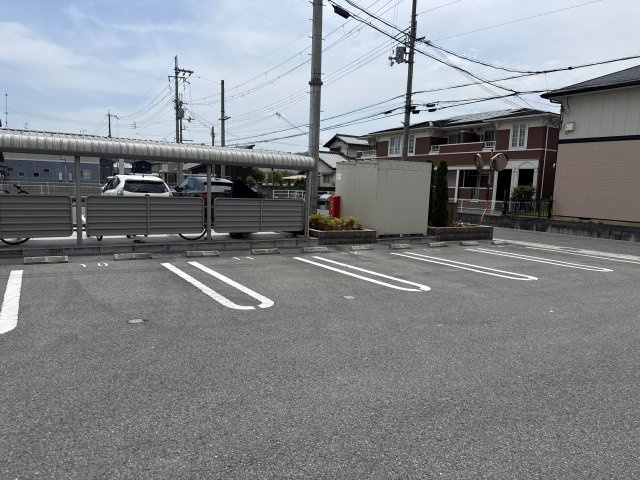 エスペランサ天神Ⅱの駐車場
