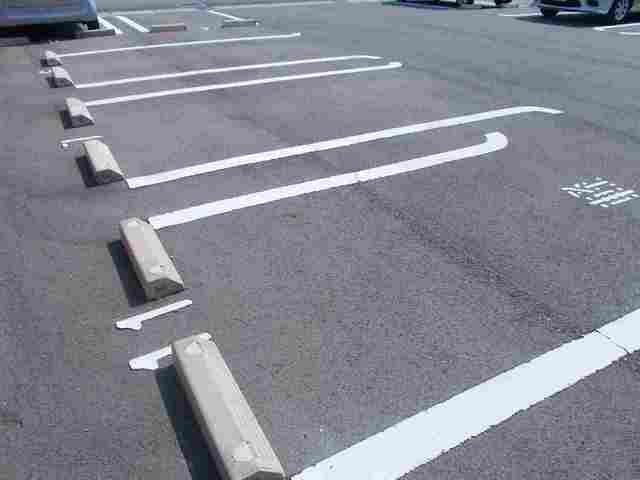サンフラワーの駐車場