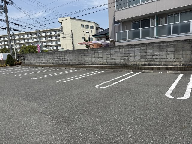 エスペランサ白国Ⅱの駐車場
