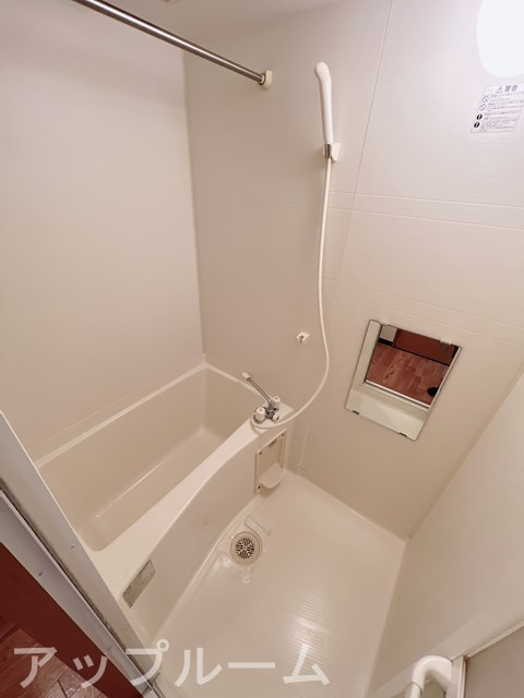 サニーハイツ川西の浴室