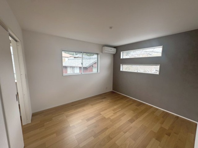 【洋室】 | 平津1丁目　中古戸建 | 主寝室約7.5帖