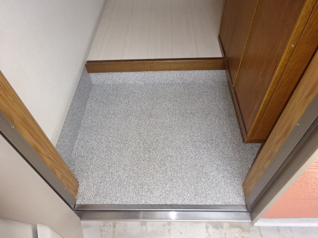 ヒューマンビレッジＡの玄関