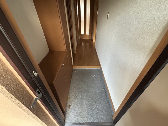 コントレイルの玄関