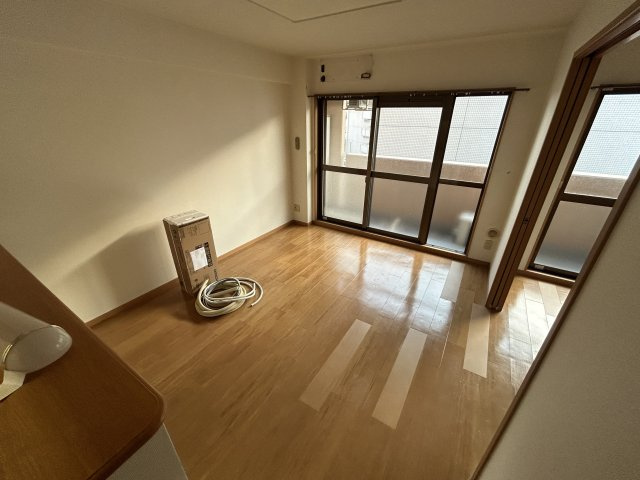 コントレイルの居間・リビング