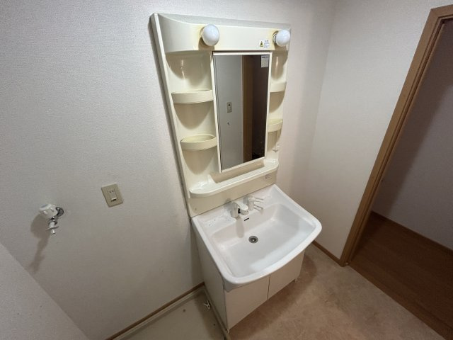 コントレイルの洗面所