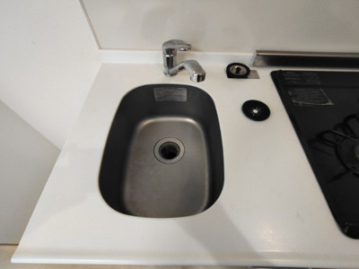 【キッチン】 | メゾンドオーブ | コンパクトなキッチンで掃除もラクラク