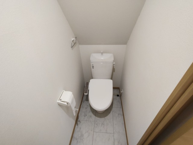 【トイレ】 | メゾンドオーブ | 清潔感のあるトイレです