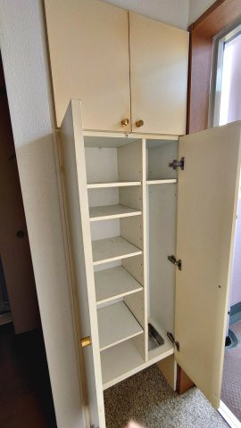 プレール綱島の収納|プレール綱島：シューズボックス2019年撮影