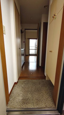 プレール綱島の玄関|2019年撮影