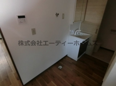 【その他】 | コーポメゾン桜 | 洗濯機置き場